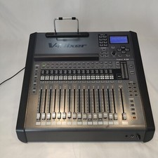 Roland M-200i 32-channel
