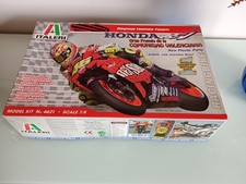Italeri model kit Honda RC211V