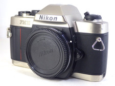 Nikon FM10 fotocamera reflex