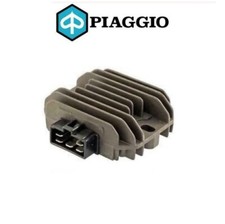  REGOLATORE DI TENSIONE