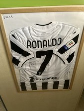 maglietta juventus di Cristiano Ronaldo  autografata. anno 2021
