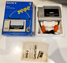  Sony Walkman Lettore Cassette WM-6 - Boxato con tutti gli accessori da collezione 