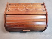 Porta Pane + calendario