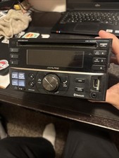 Alpine CDE-W235BT  auto radio