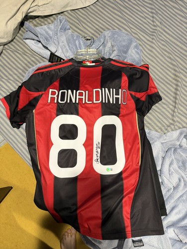 Signed ronaldinho milan - signed, ac