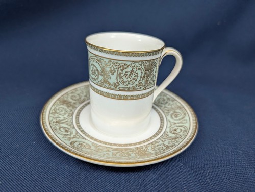 Royal doulton set - doulton,