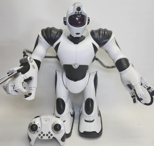 Wowwee robosapien 2005 - robosapien, con