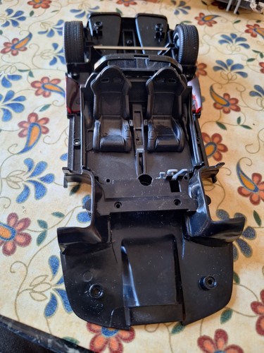 Ricambio ferrari enzo 18 - enzo, 1:18