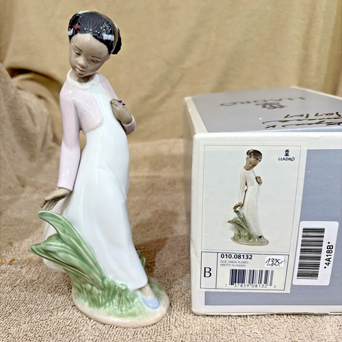 Lladro pretty flowers - pretty,