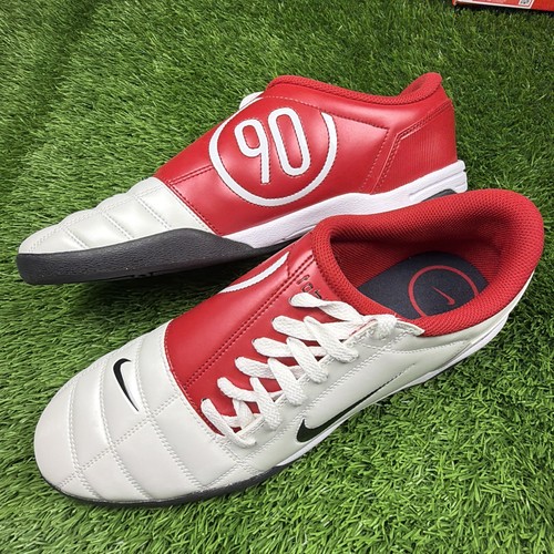 Nuove scarpe nike total 3 - nuove,
