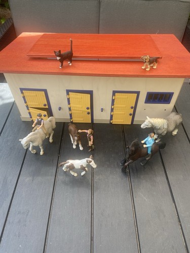 Schleich stalla cavalli
