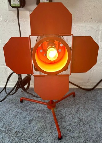 Una lampada faretto - , da