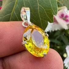 21 CT Naturale Giallo Zaffiro