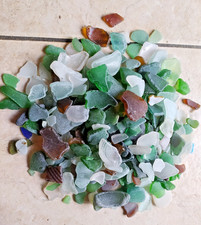 VETRI DI MARE DECORATIVI 1500 GRAMMI VARI COLORI E MISURE