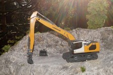 2225 - Conrad - Liebherr R 945