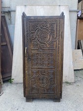 mobile brutalista 600 rustico