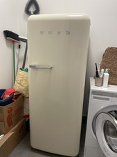 Frigorifero  Smeg Monoporta Color Panna Con Freezer. Stile Anni ‘50.
