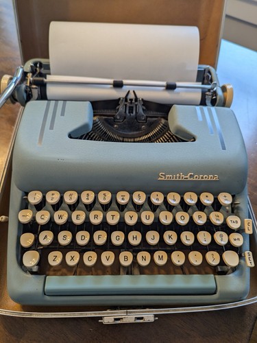 Macchina scrivere smith - ,