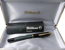 Pelikan penna a sfera corpo in