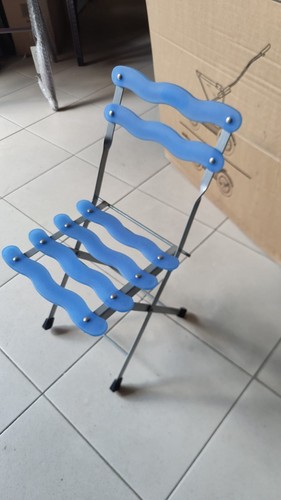 Sedia pieghevole stecche blu
