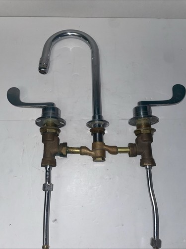 Rubinetto medico vintage