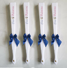 ventagli bianchi matrimonio personalizzati con nome e fiocco oro segnaposto 