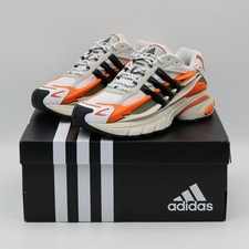 JP9261 Pharrell Williams ×