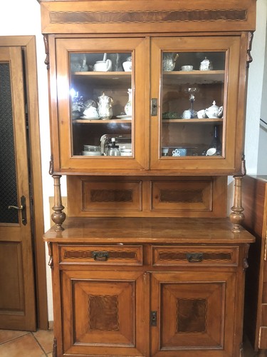 Credenza antica con - credenza,