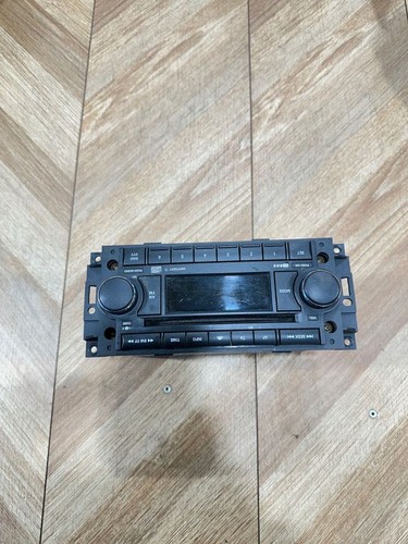 Chrysler 300 300c - chrysler, radio