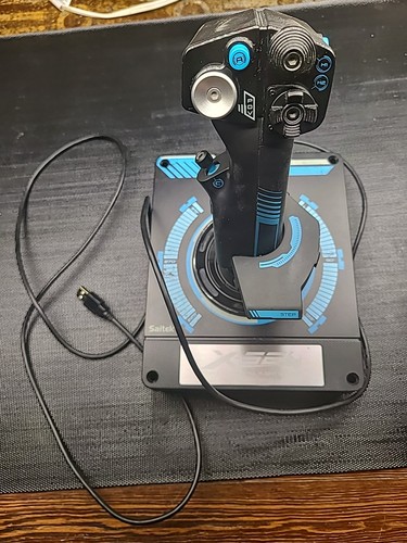 Saitek rhino hotas - saitek, flight