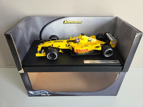 Hot wheels benson - hot, 1/18