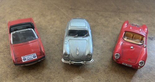 Lotto porsche solido - 1:43,