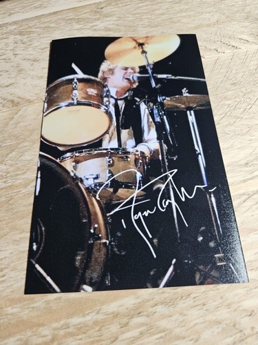 Autografo queen roger taylor - /,
