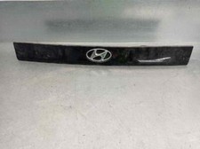 8731005510 molduras traseras