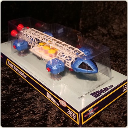 Sixteen space 1999 retro - space,