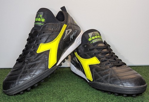 Scarpe tacchetti calcio
