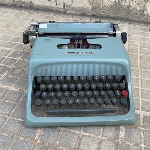 Macchina scrivere olivetti - macchina, scrivere-olivetti