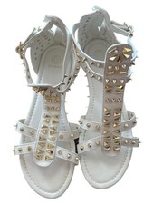 GIVANA sandali con borchie