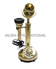 Antico telefono a candela