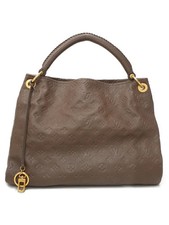 Louis Vuitton Monogram