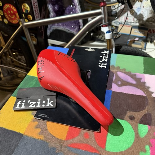 Brand new 2010 fizik - brand, arione
