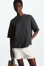 T-shirt COS Boxy a righe