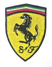 PATCH TOPPA AUTO SCUDERIA FERRARI, TERMOADESIVA Dim. 7,5x5,5 cm