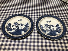 Due Piatti Antichi In ceramica