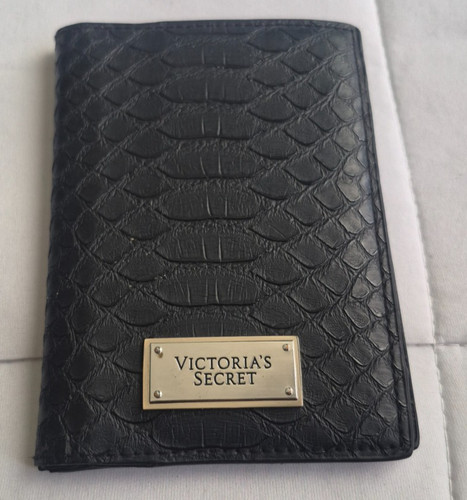 Custodia porta passaporto