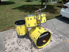 LUDWIG anni 80/90 BLACK/WHITE BADGE RARO YELLOW CORTEX SET BATTERIA 4pz...QUASI NUOVO!