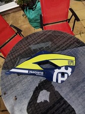  Carena pannello destro