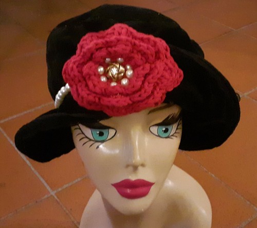 Cappello cloche velluto nero
