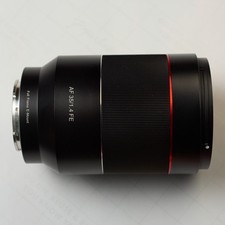 Samyang AF 35mm F1.4 obiettivo