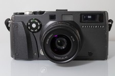 Hasselblad XPan con obiettivo